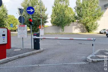 CSS_cassa-eroga-ticket-ingresso-parcheggio-con-barriera_04