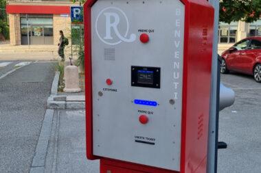 CSS_cassa-eroga-ticket-ingresso-parcheggio-con-barriera_06