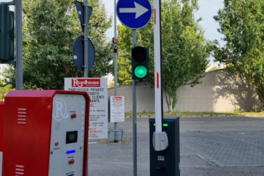 CSS_cassa-eroga-ticket-ingresso-parcheggio-con-barriera_08
